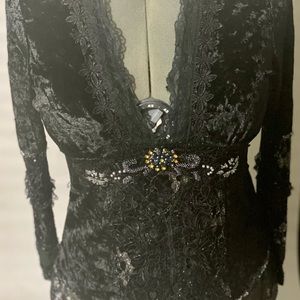 Black Crushed velvet with metallic trim lace.